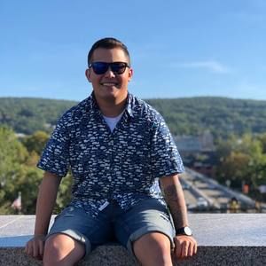 Meet your Posher, Josué